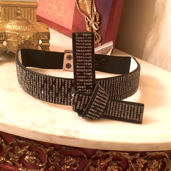 WHBM Genuine Leather Crystal Embellished Studded Black Belt - Picture 4 of 13
